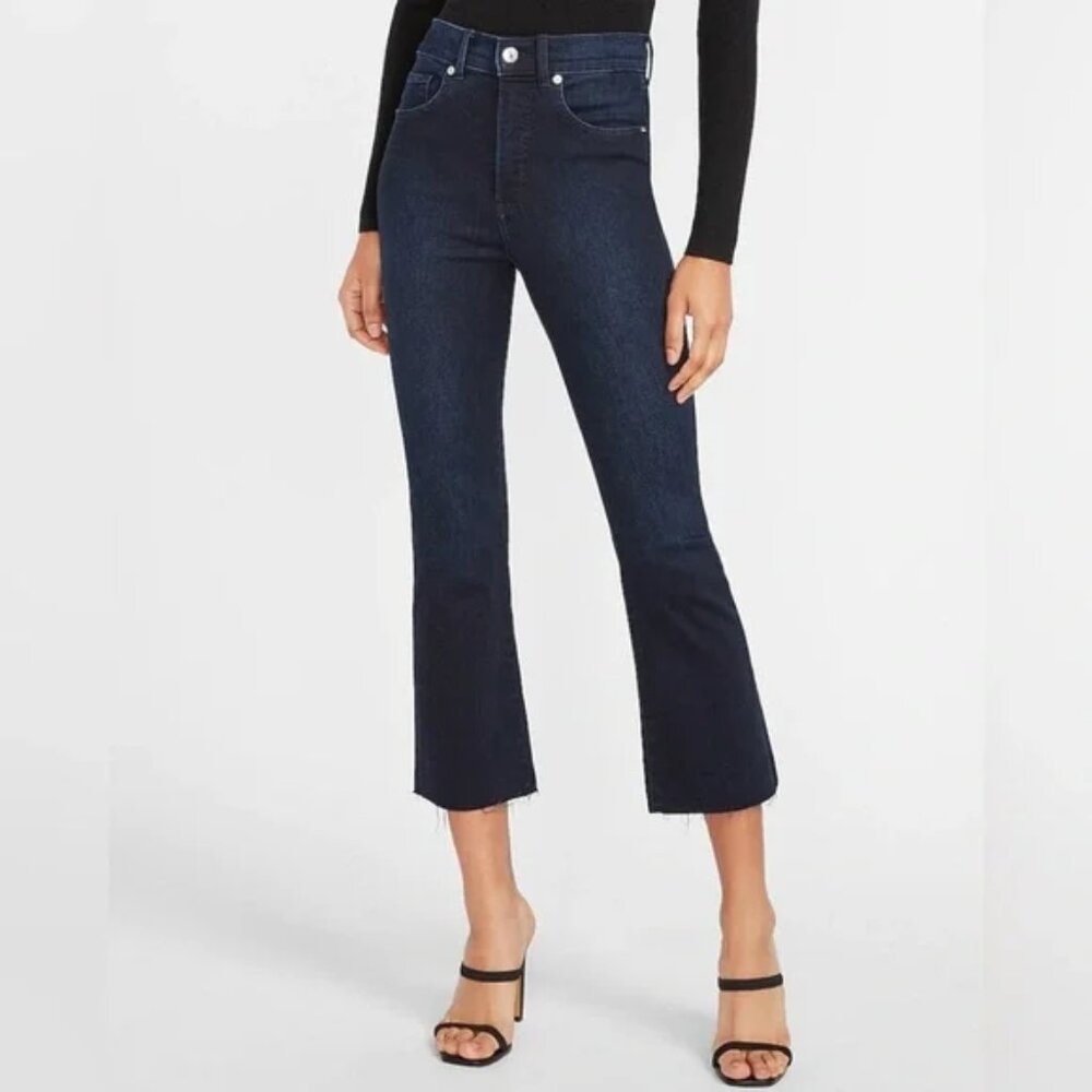 Express Cropped Flare Stretch High Rise Raw Hem Dark Wash Jeans 0R